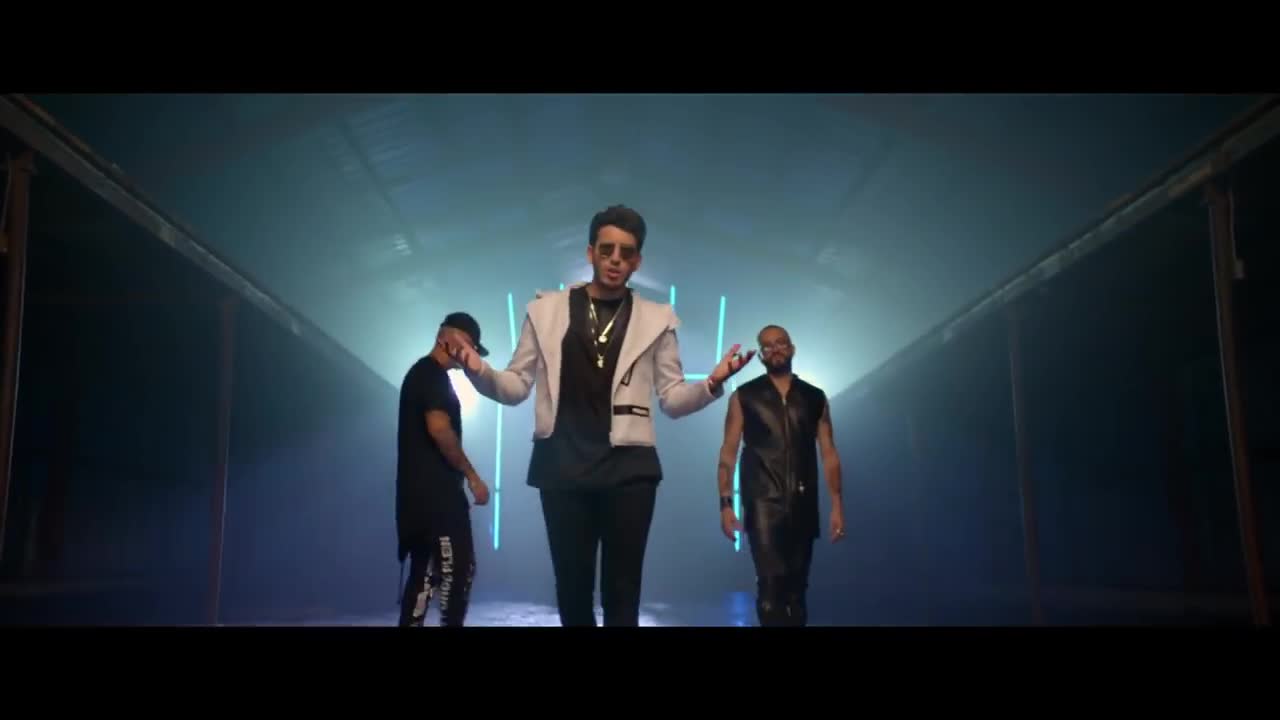 Sebastián Yatra - Alguien robo