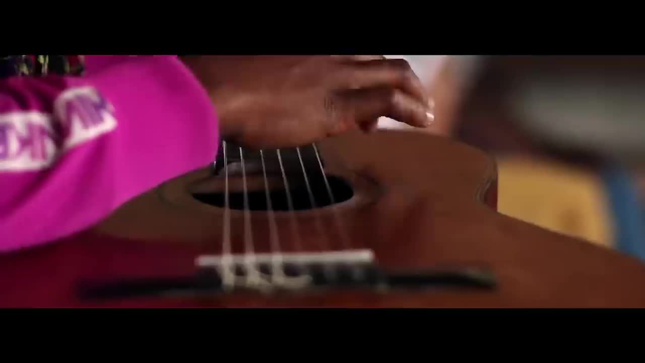 Sebastián Yatra - En guerra