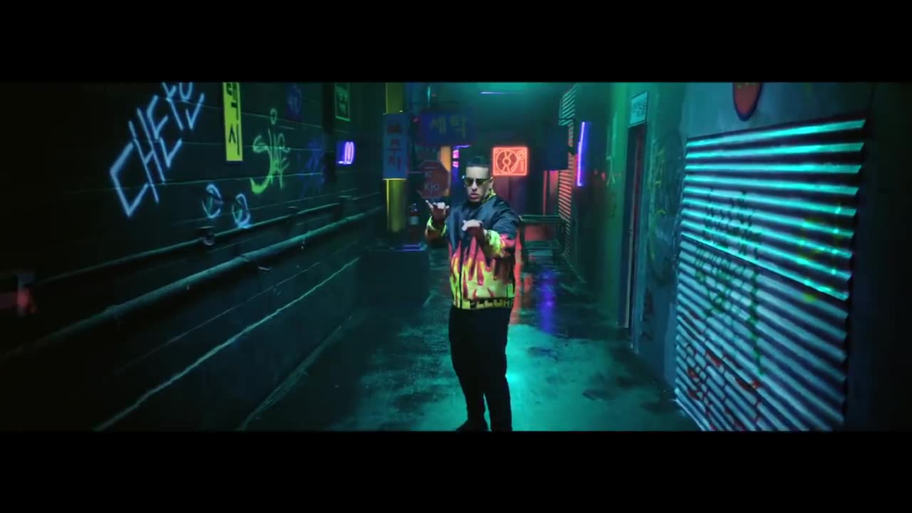 Sebastián Yatra - Runaway