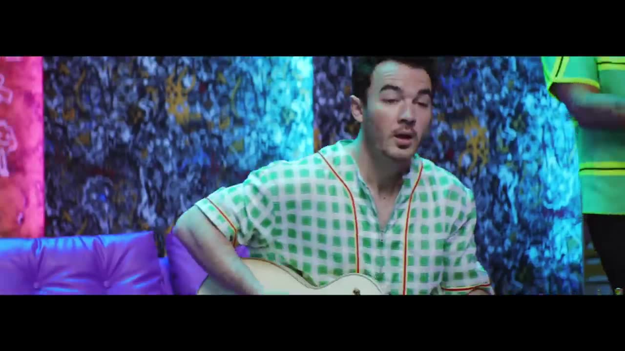 Sebastián Yatra - Runaway