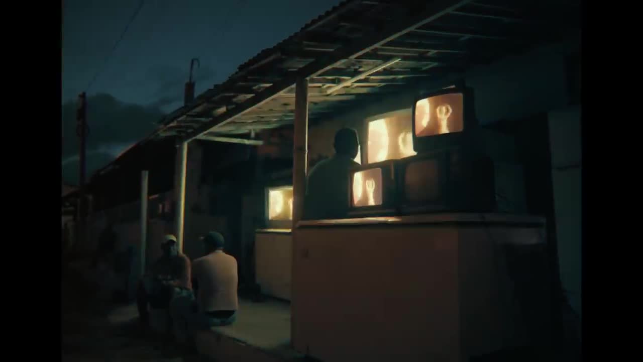 Selena Gomez - Baila conmigo