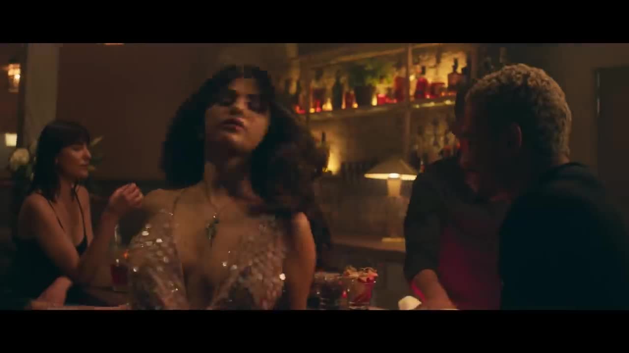 Selena Gomez - Boyfriend