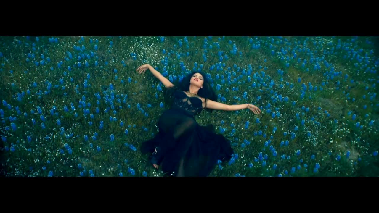 Selena Gomez - Come & Get It