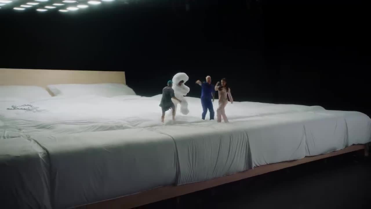 Selena Gomez - I Can’t Get Enough