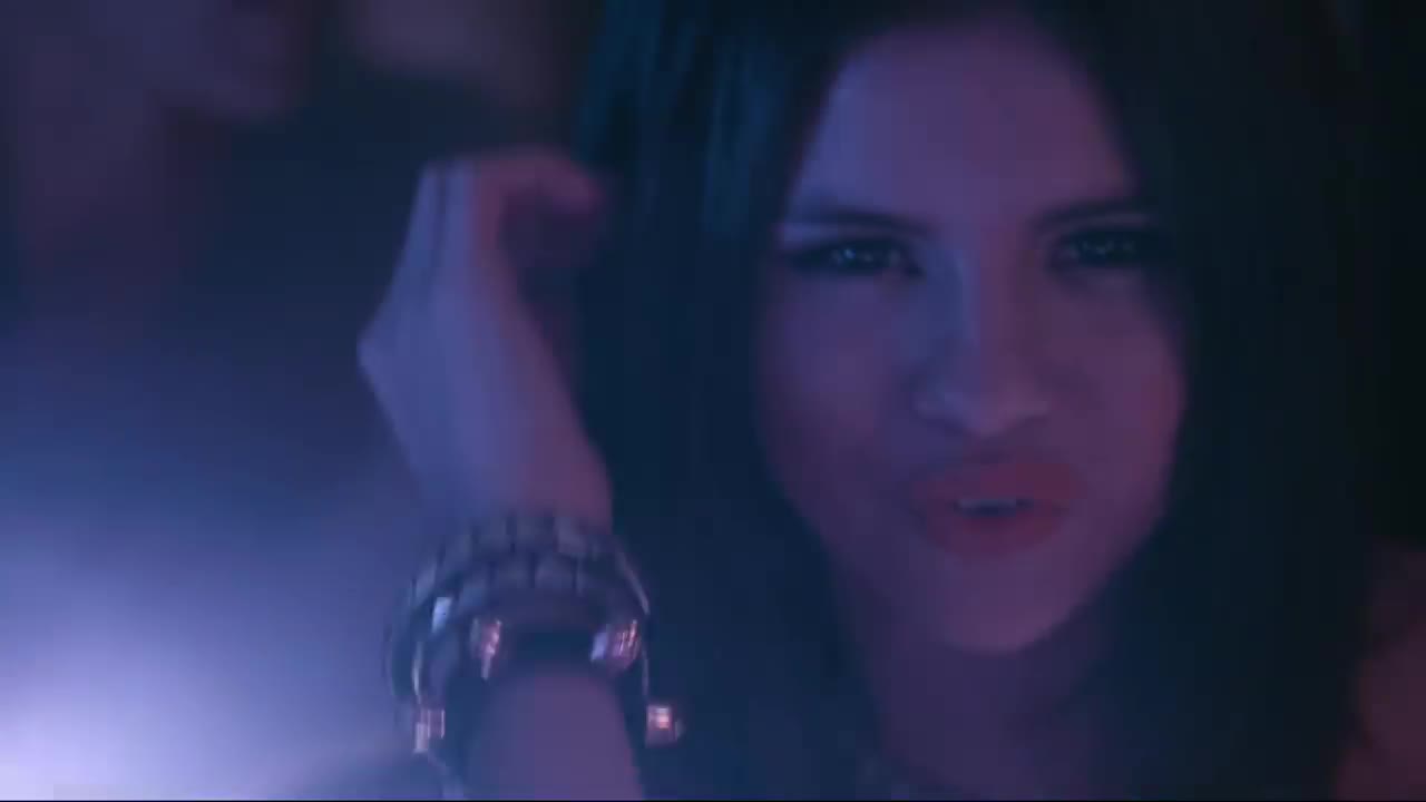 Selena Gomez & The Scene - Hit the Lights