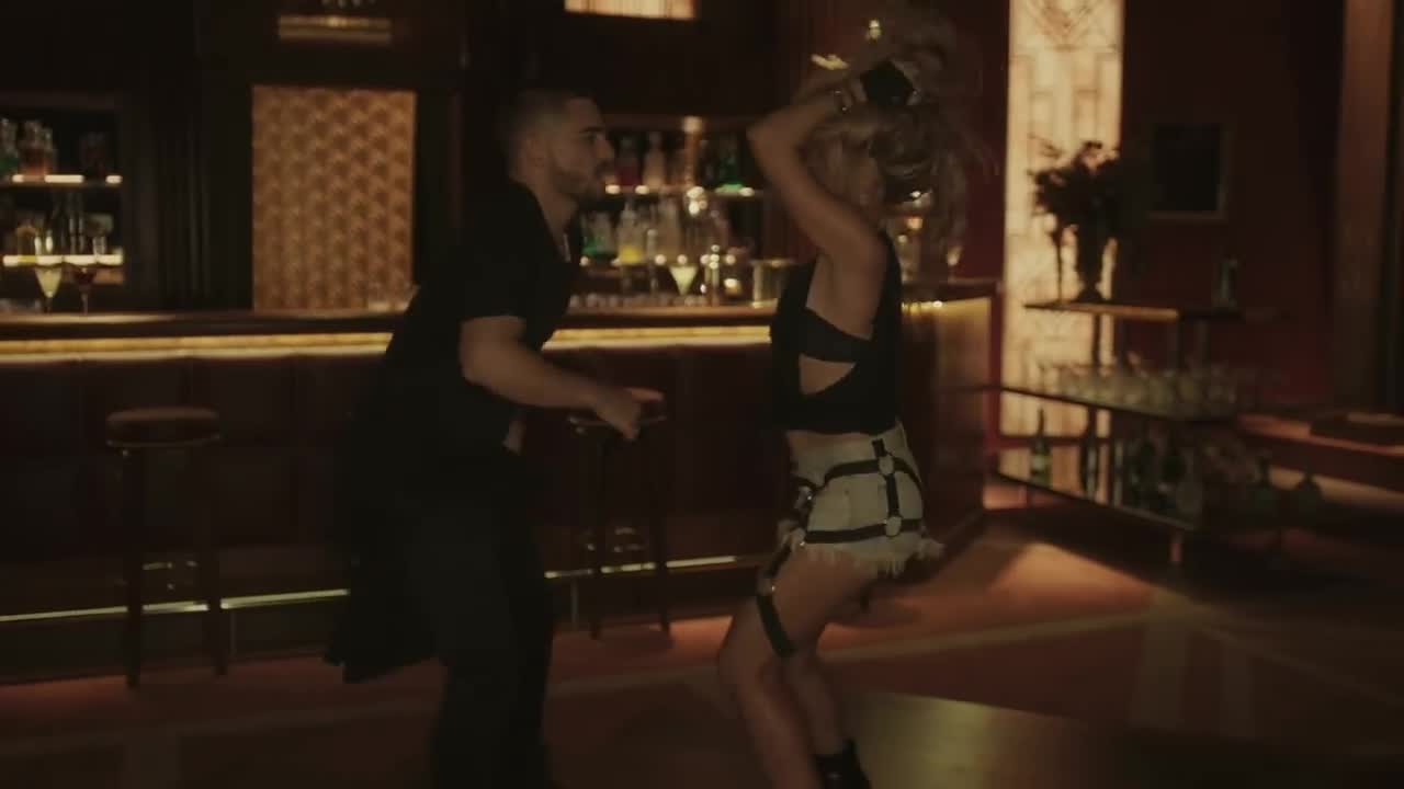 Shakira - Chantaje