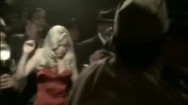 Shakira - Illegal
