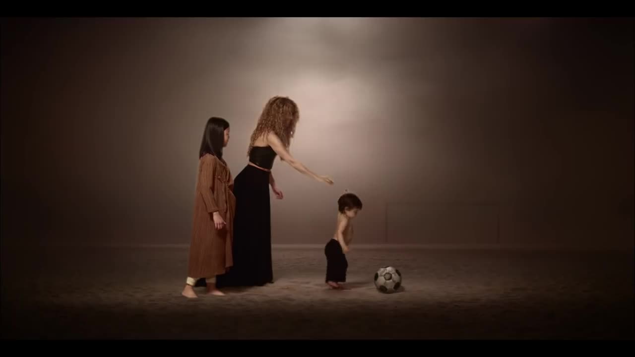 Shakira - La La La