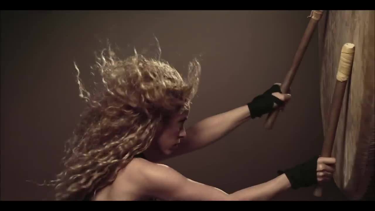 Shakira - La La La