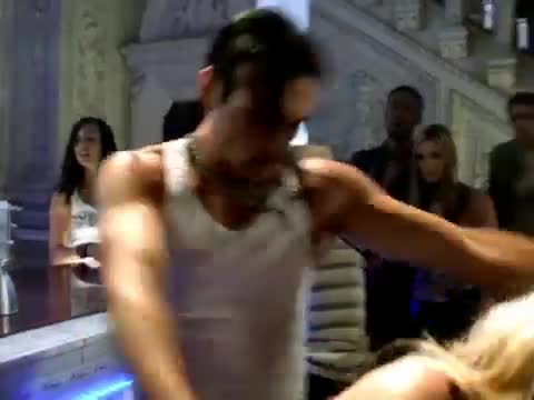 Shakira - Te aviso, te anuncio