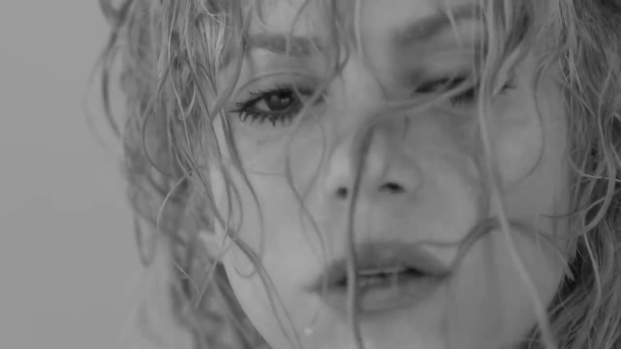 Shakira - Trap