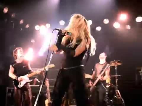 Shakira - Underneath Your Clothes