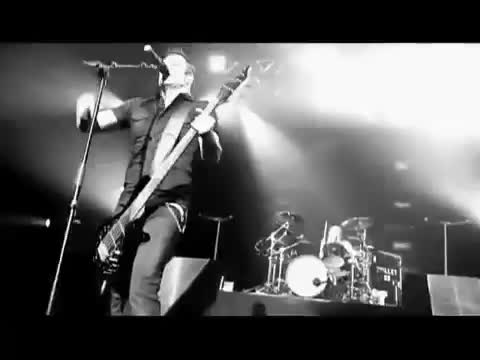 Skillet - Awake and Alive