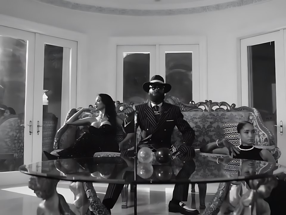 Snoop Dogg - Stop Counting My Poccets