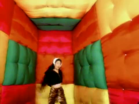 Spice Girls - Who Do You Think You Are