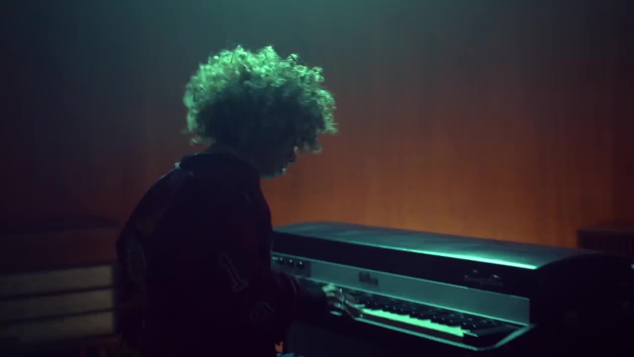 Starley - Call On Me