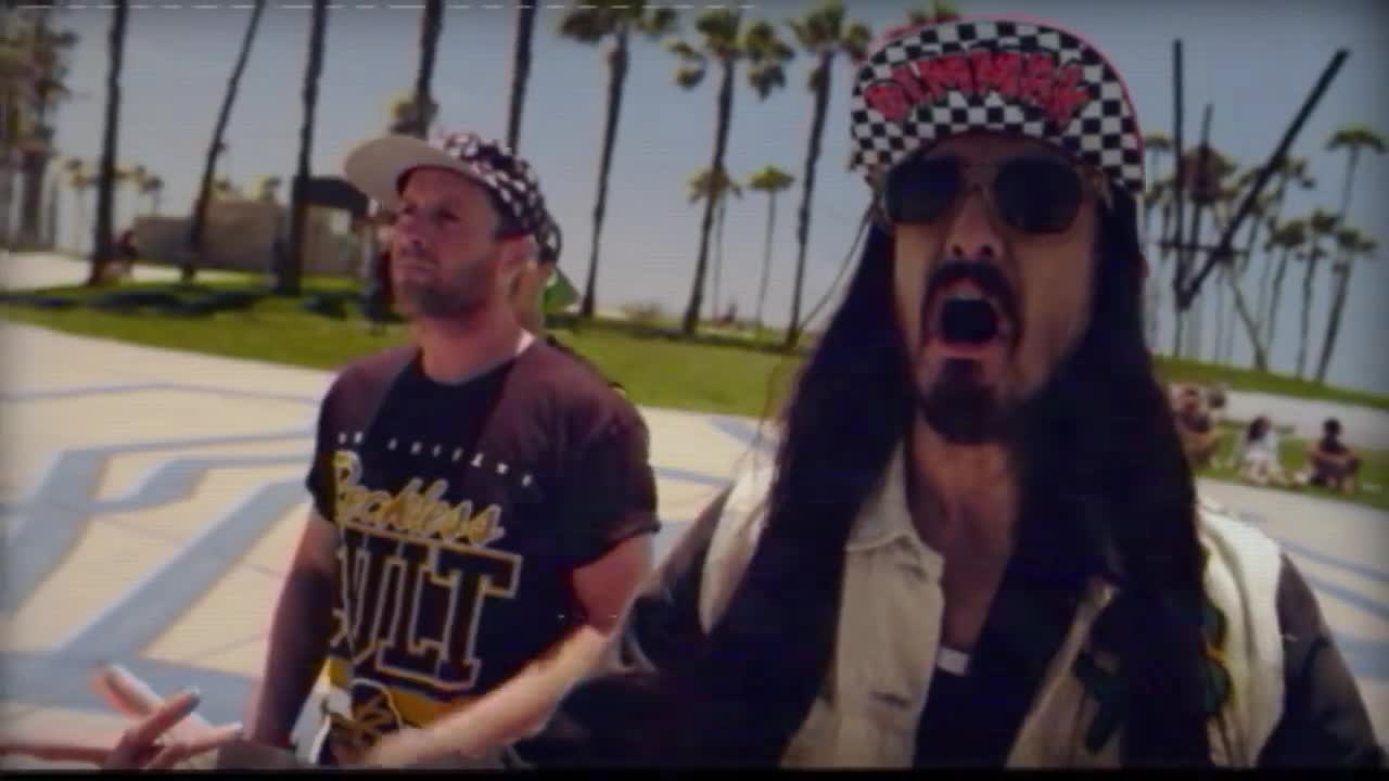 Steve Aoki - Boneless