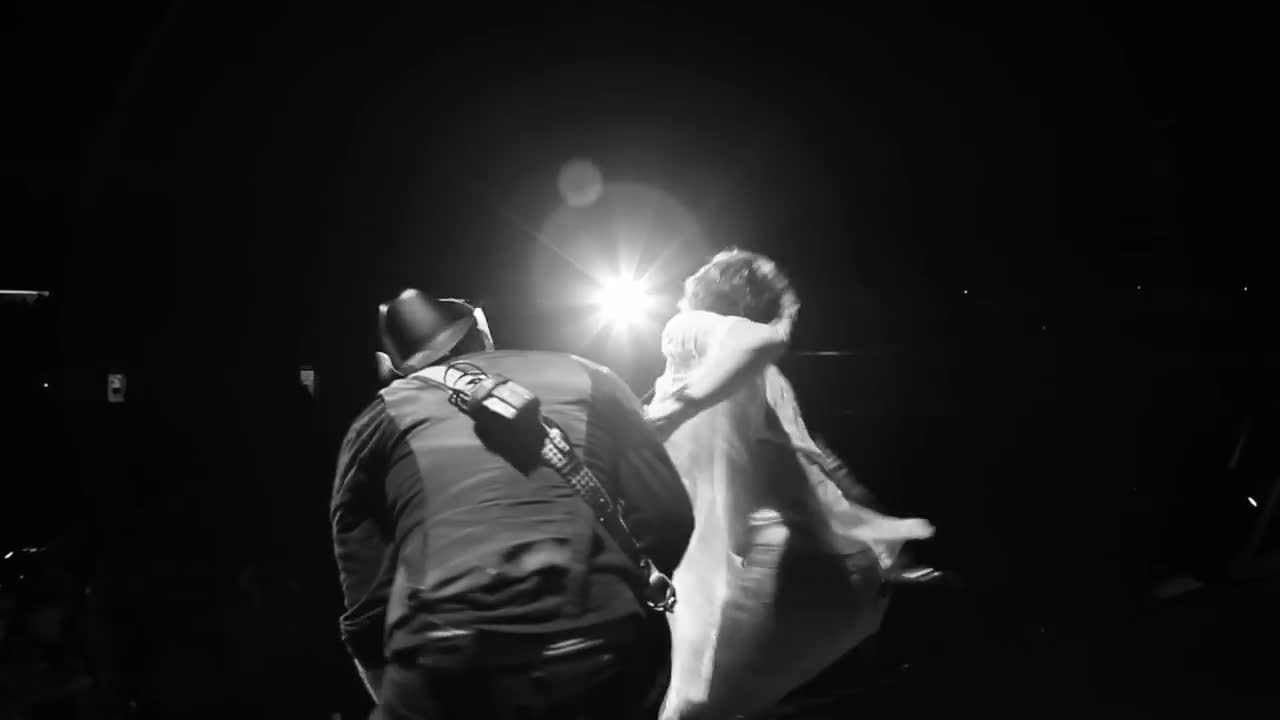 Sugarland - Still the Same