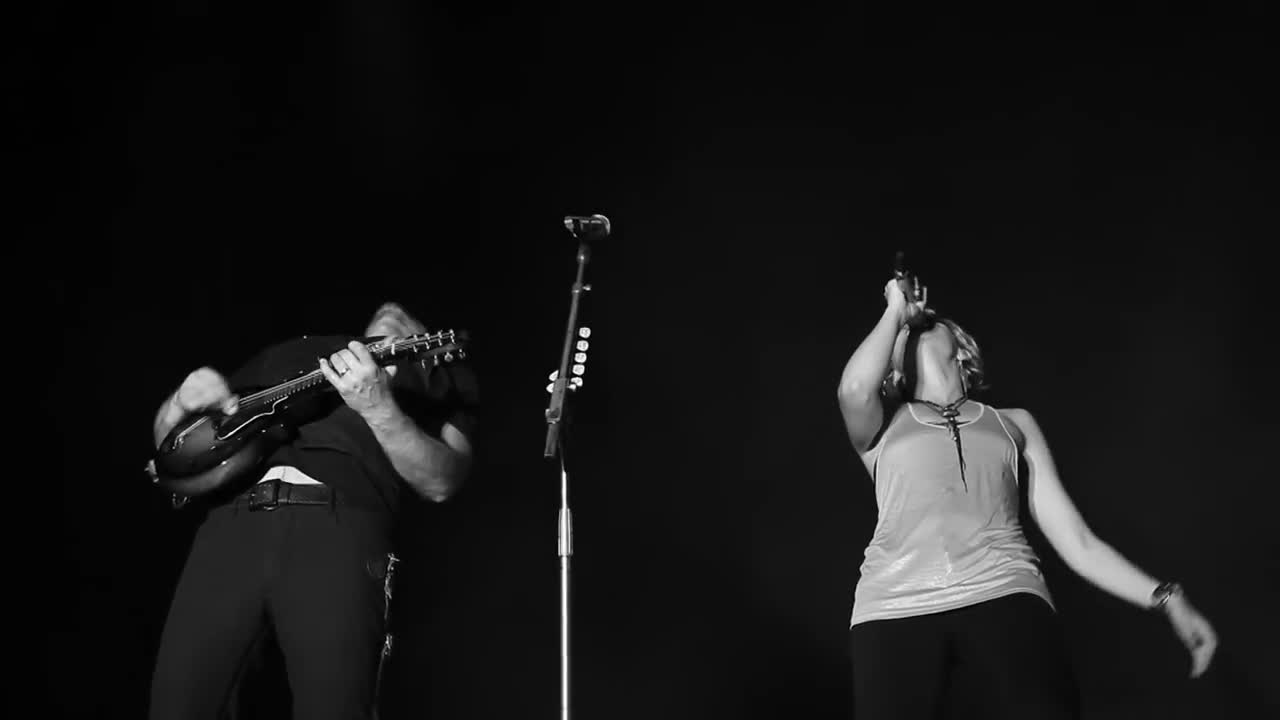 Sugarland - Still the Same