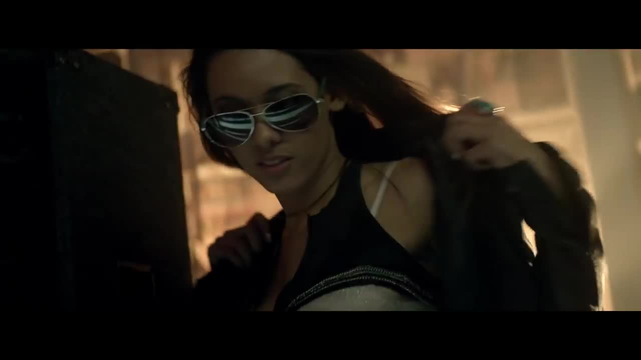 Taio Cruz - There She Goes