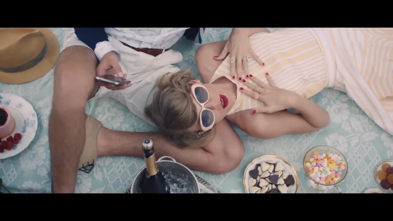 Taylor Swift - Blank Space