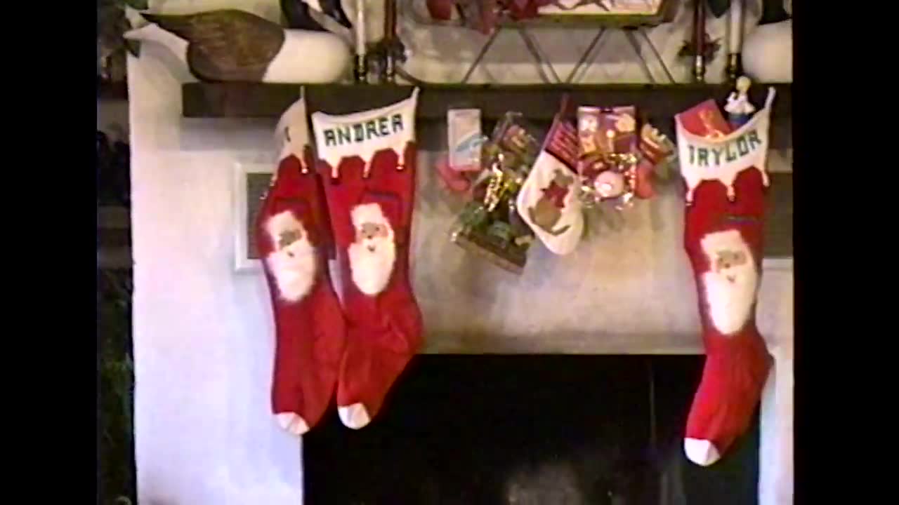 Taylor Swift - Christmas Tree Farm