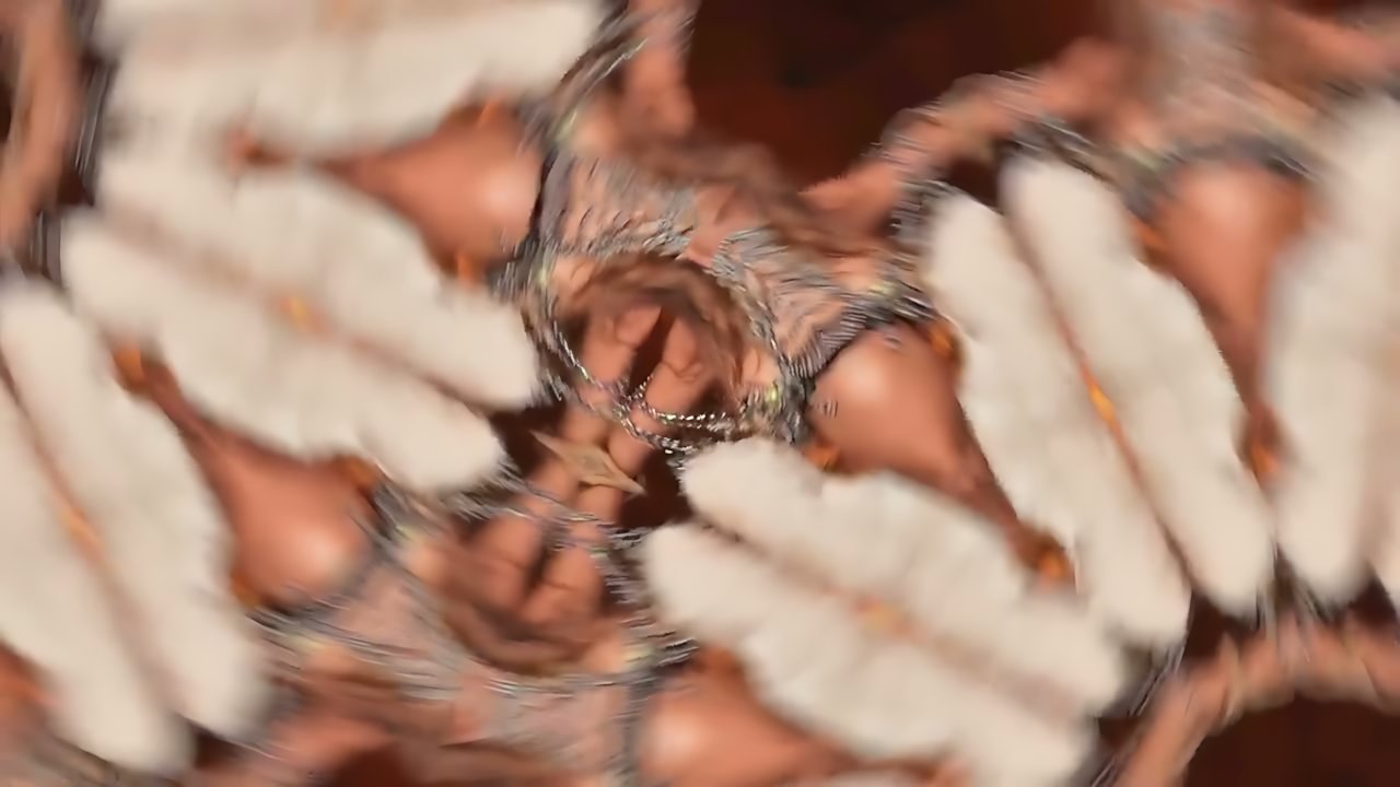 Taylor Swift - Opalite