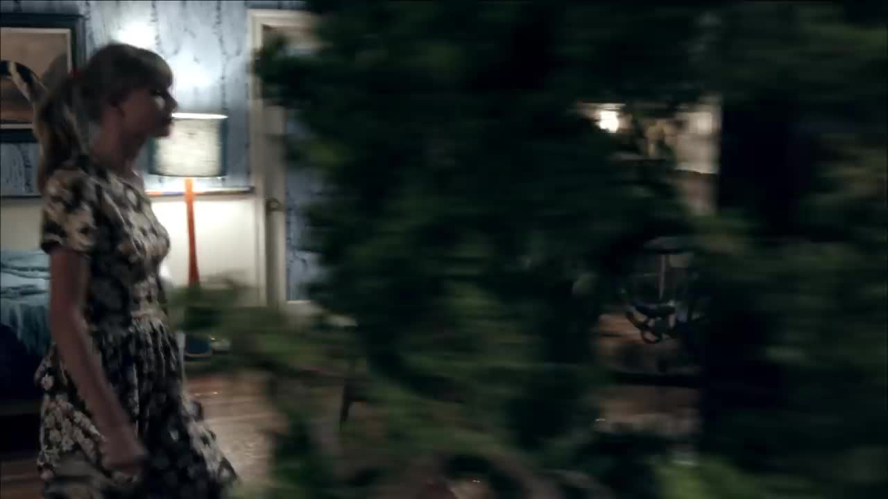 Taylor Swift - We Are Never Ever Getting Back Together