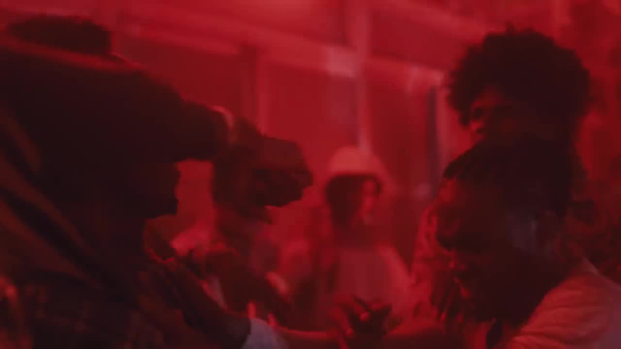 Tems - Crazy Tings