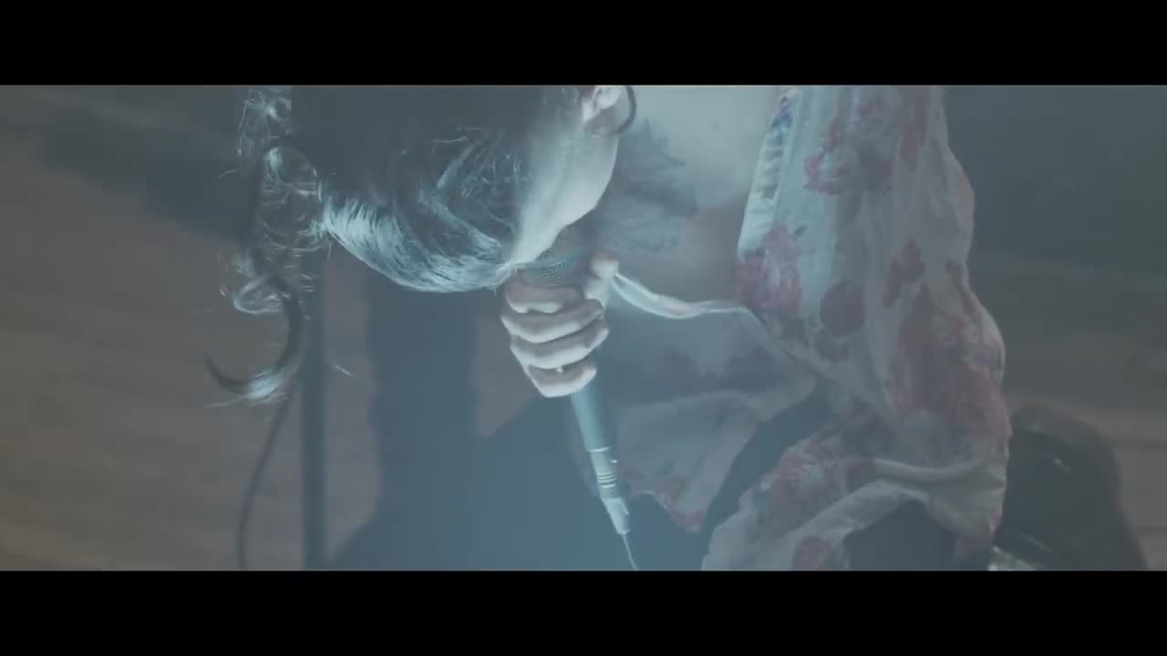 The 1975 - Heart Out