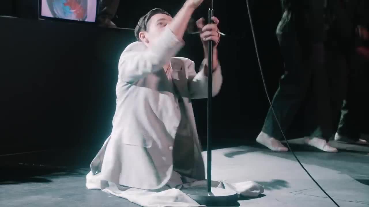 The 1975 - It’s Not Living (If It’s Not With You)