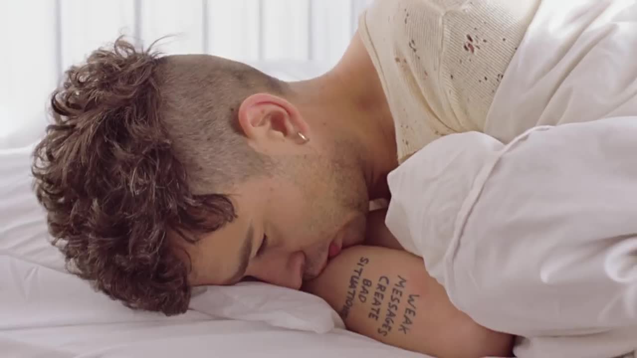 The 1975 - Sincerity Is Scary