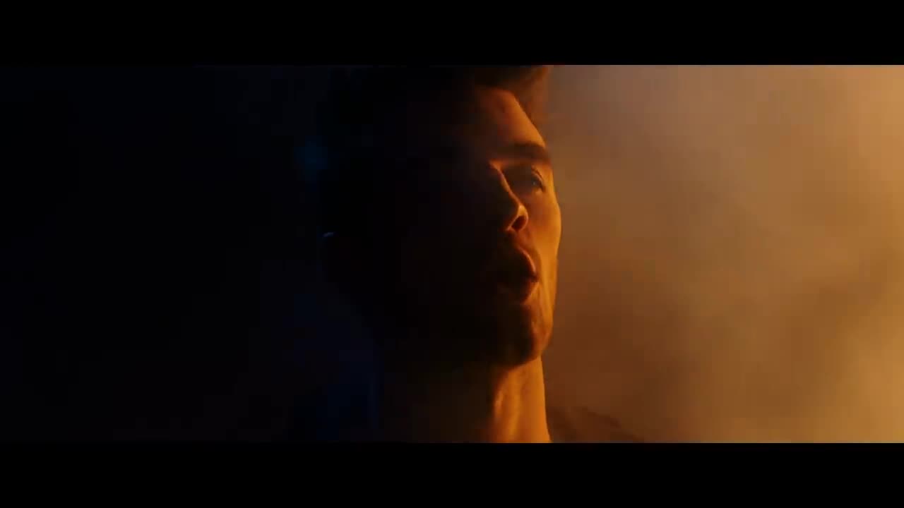 The Chainsmokers - Paris
