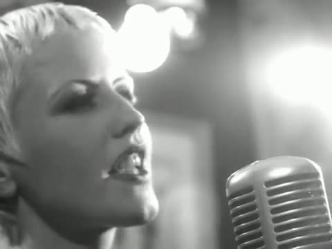 The Cranberries - Ode to My Family