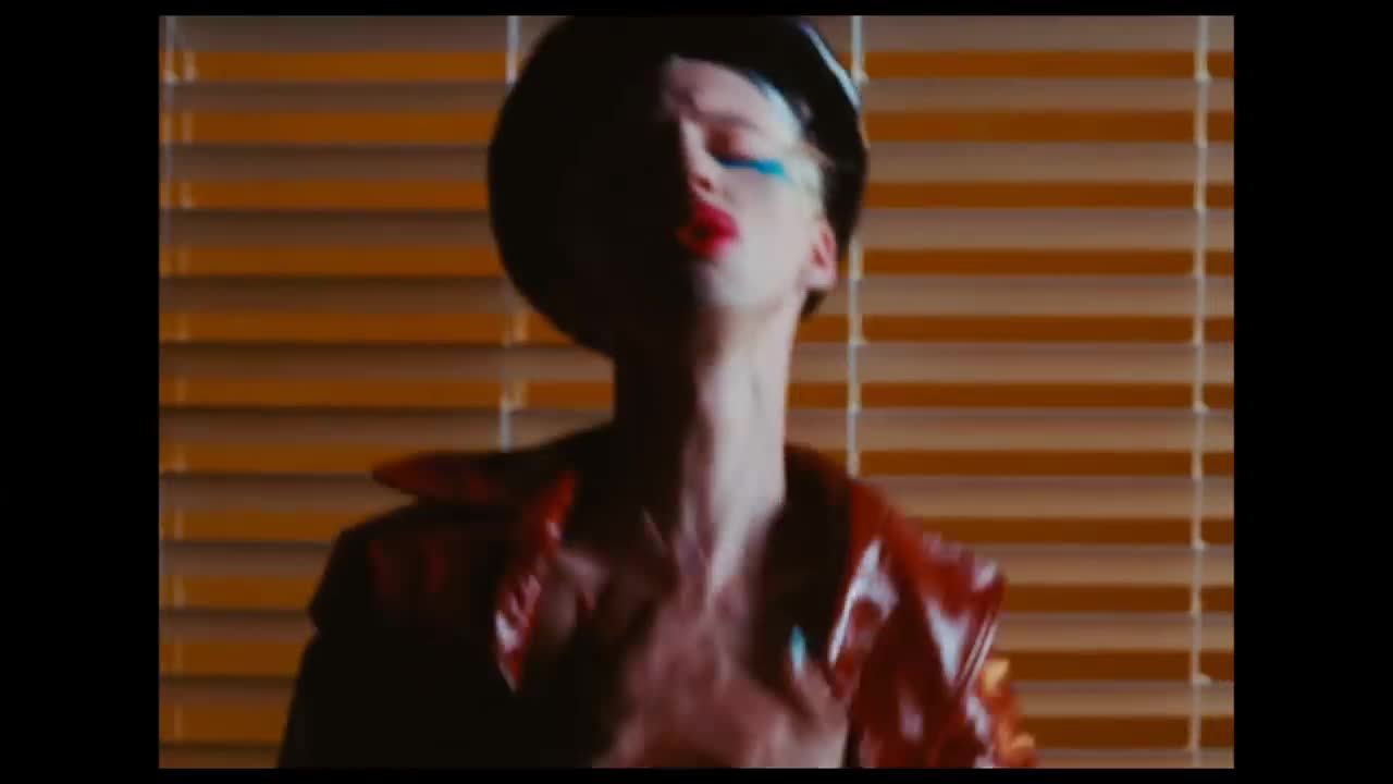 Troye Sivan - Bloom