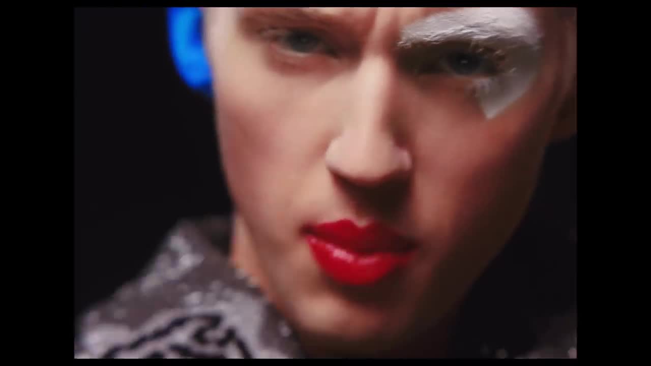 Troye Sivan - Bloom
