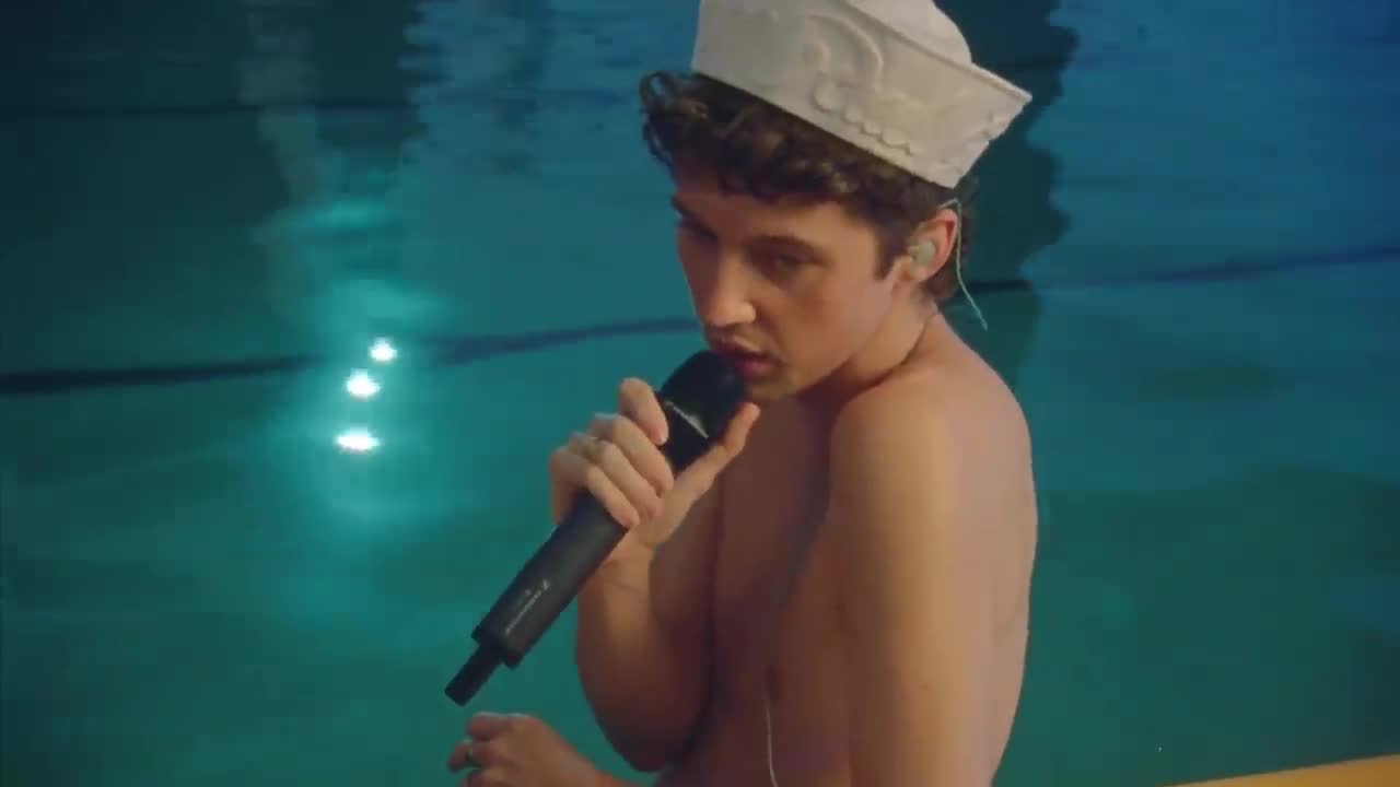 Troye Sivan - could cry just thinkin about you