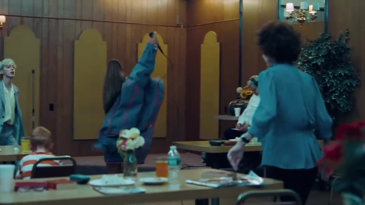 Troye Sivan - Dance to This