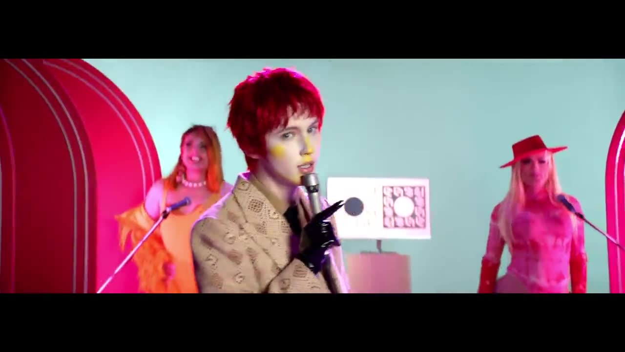 Troye Sivan - Easy