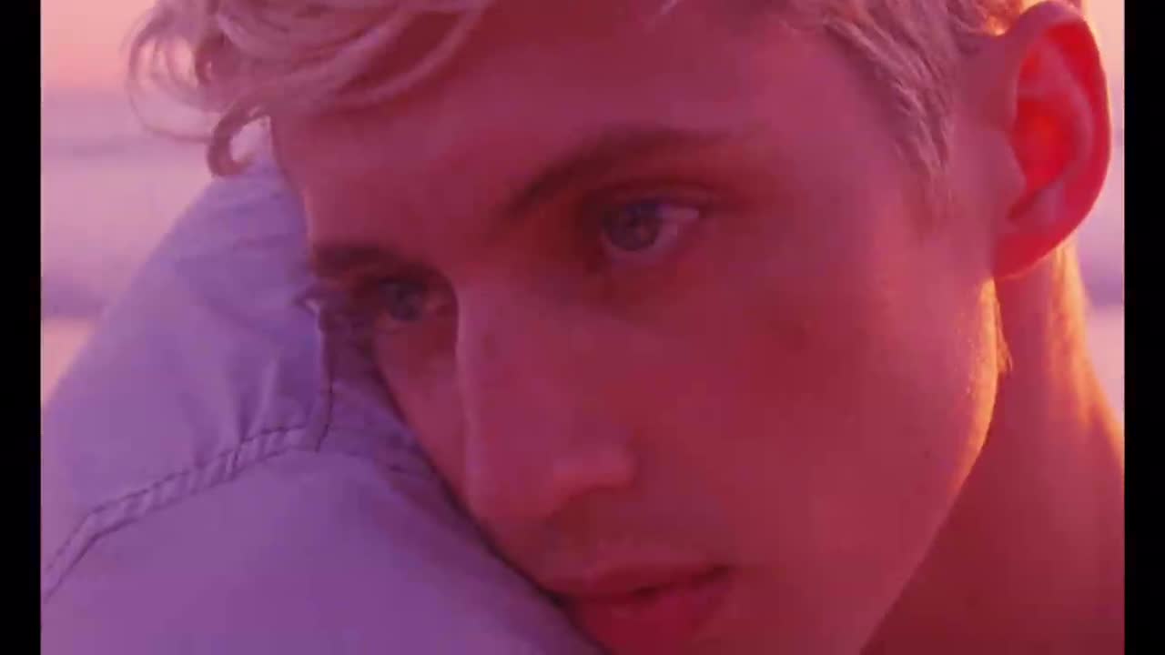 Troye Sivan - Lucky Strike
