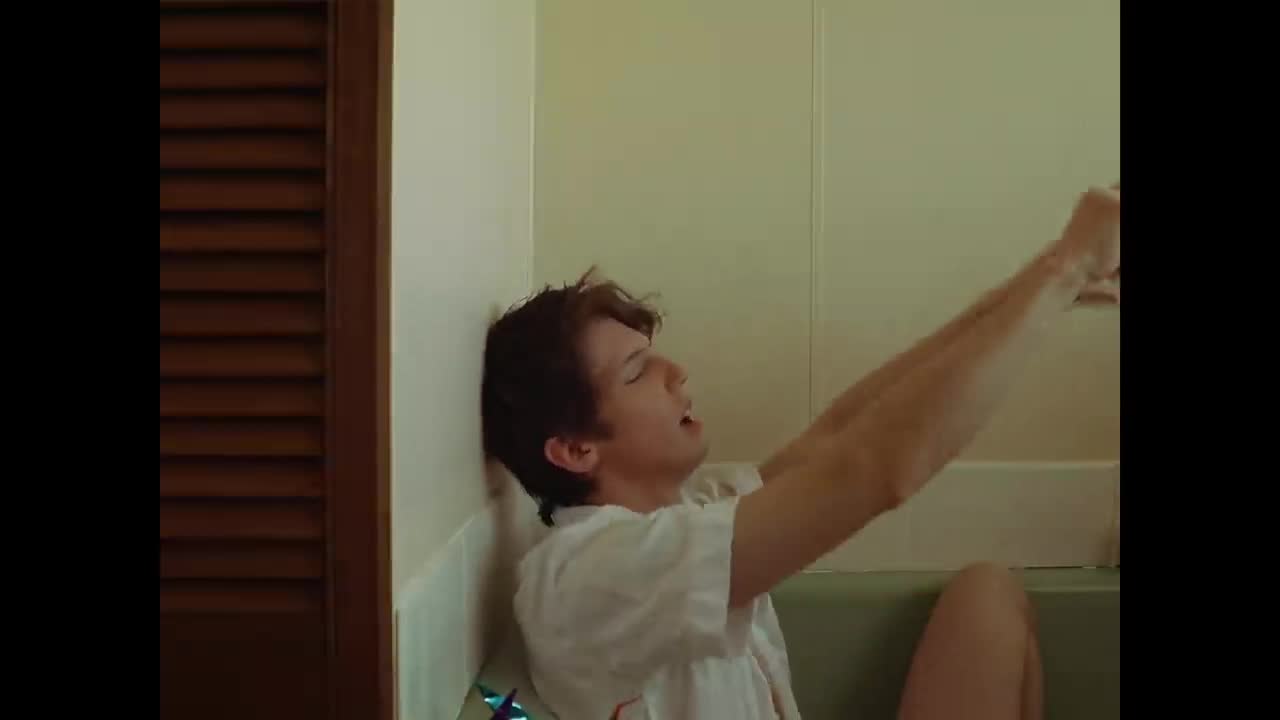 Troye Sivan - Rager teenager!
