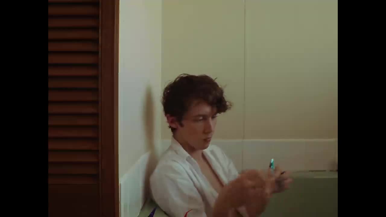 Troye Sivan - Rager teenager!