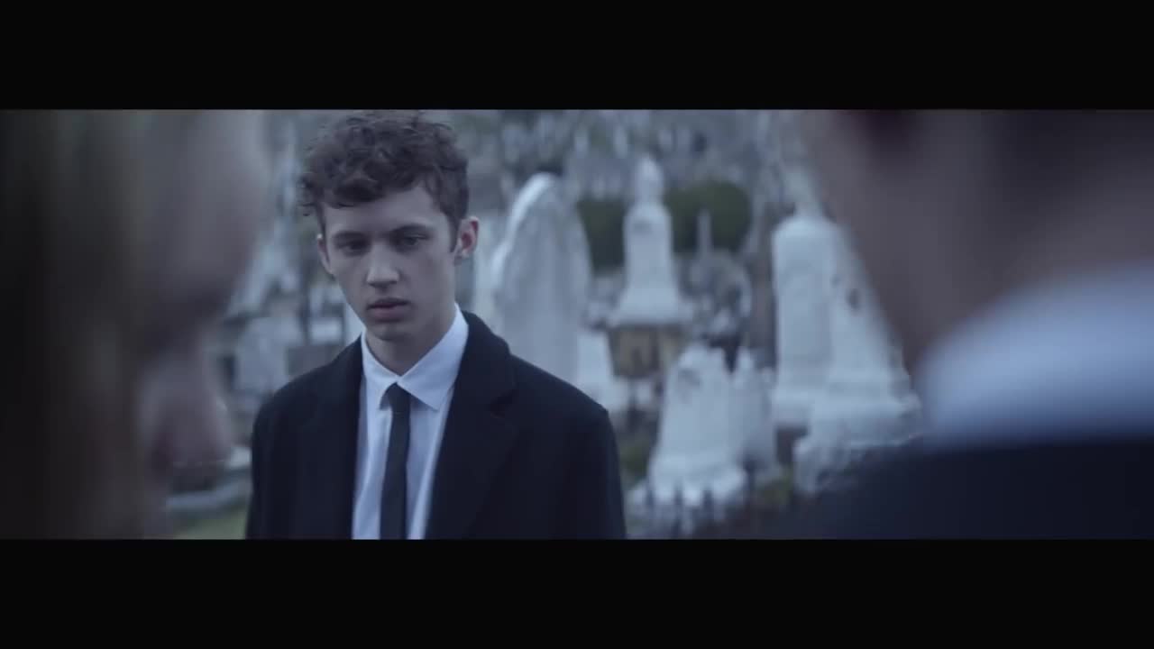 Troye Sivan - Talk Me Down