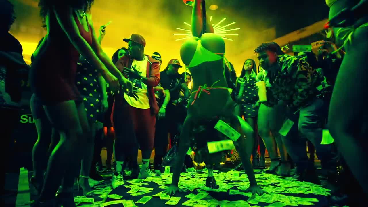 Tyga - Bitches N Marijuana