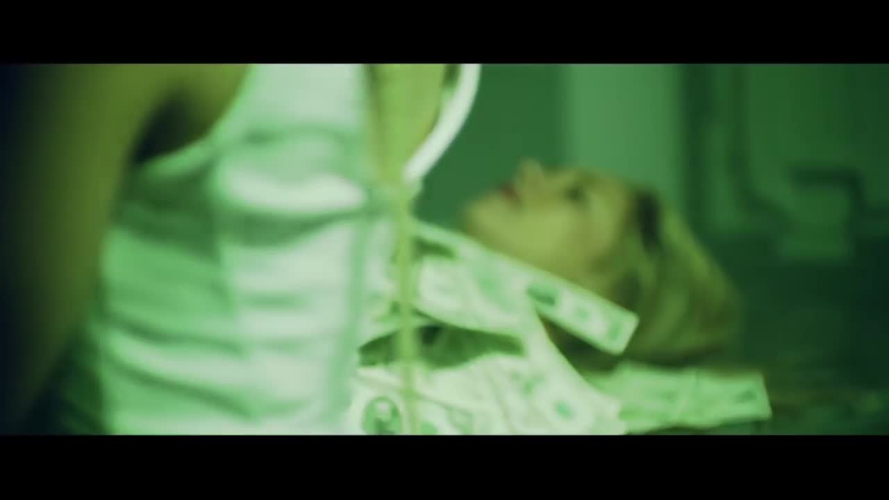 Tyga - Bu$$in Out da Bag
