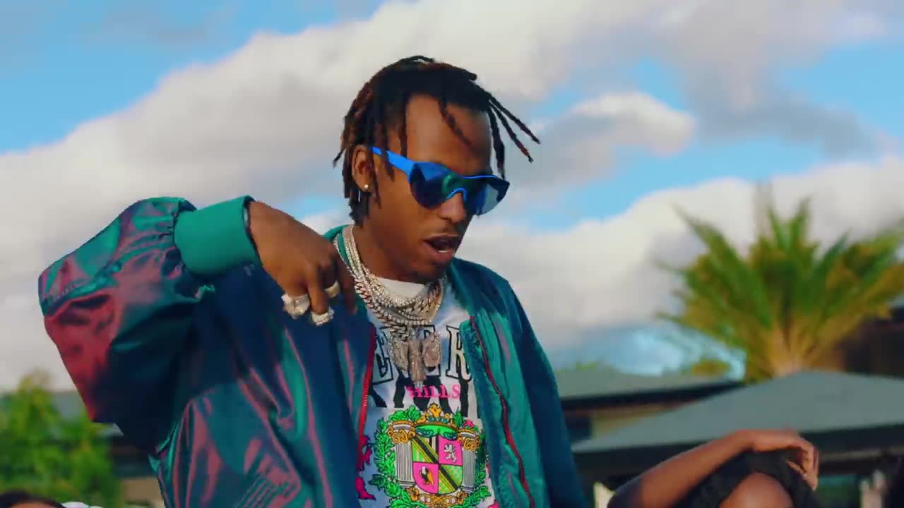 Tyga - Girls Have Fun