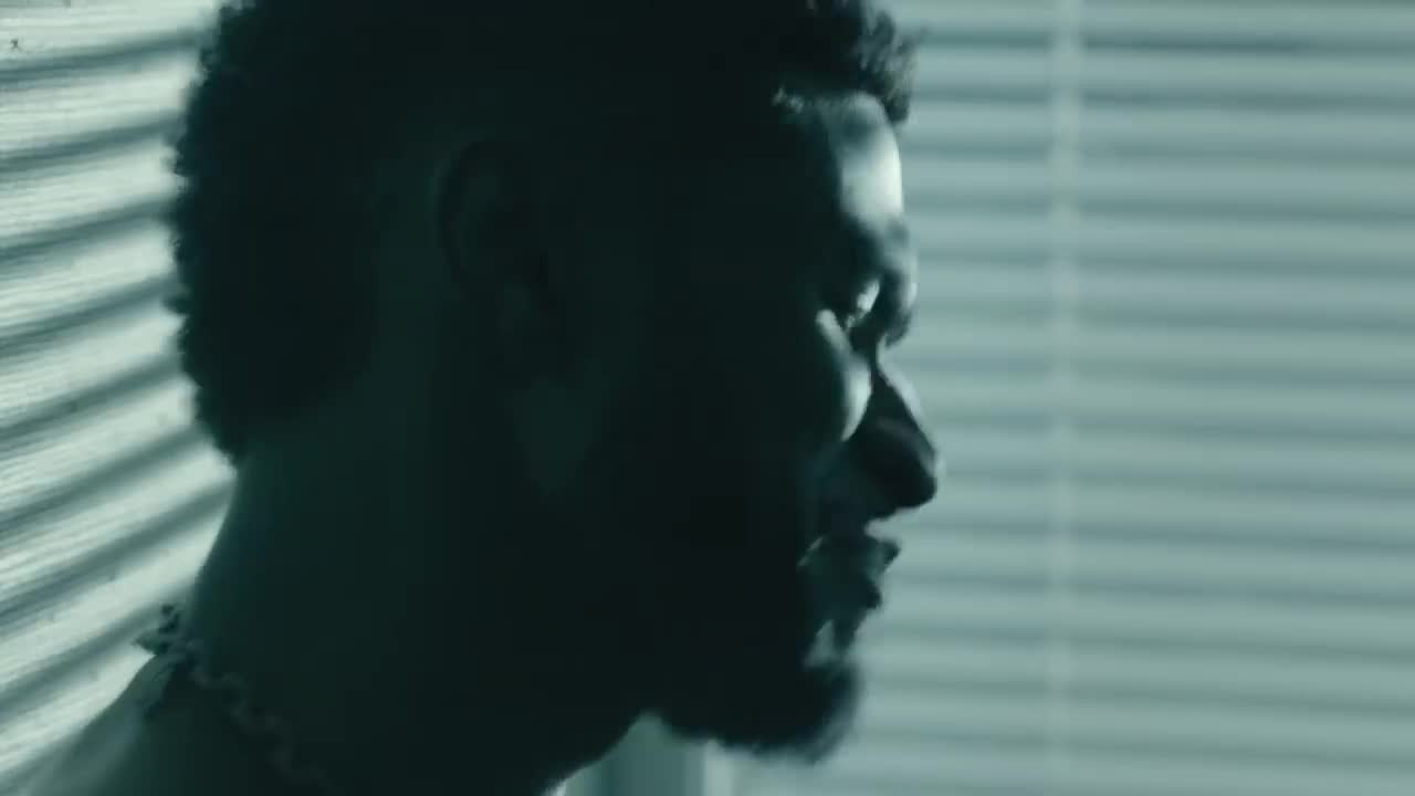Usher - Lemme See