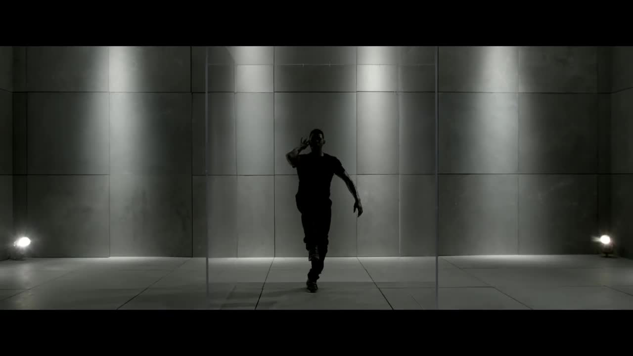 Usher - Numb