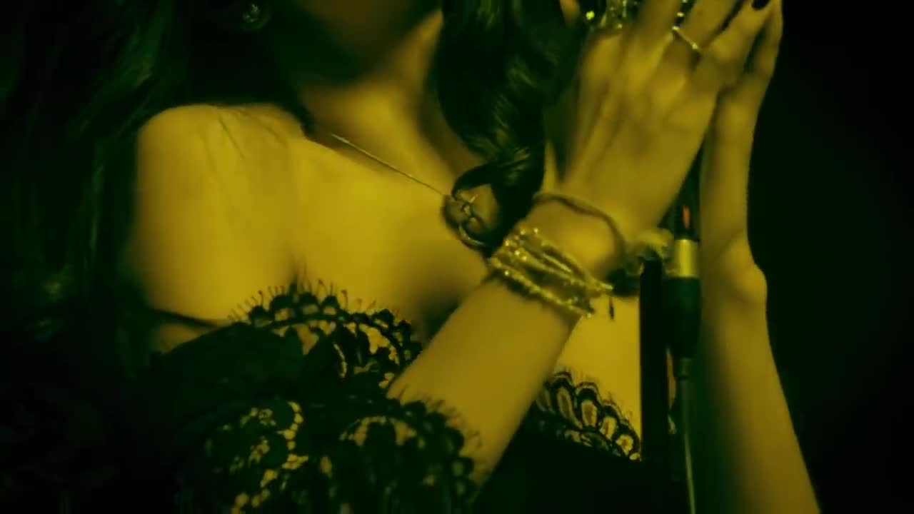 Вера Брежнева - Sexy Bambina