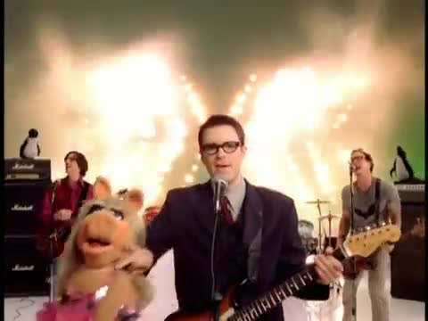 Weezer - Keep Fishin'